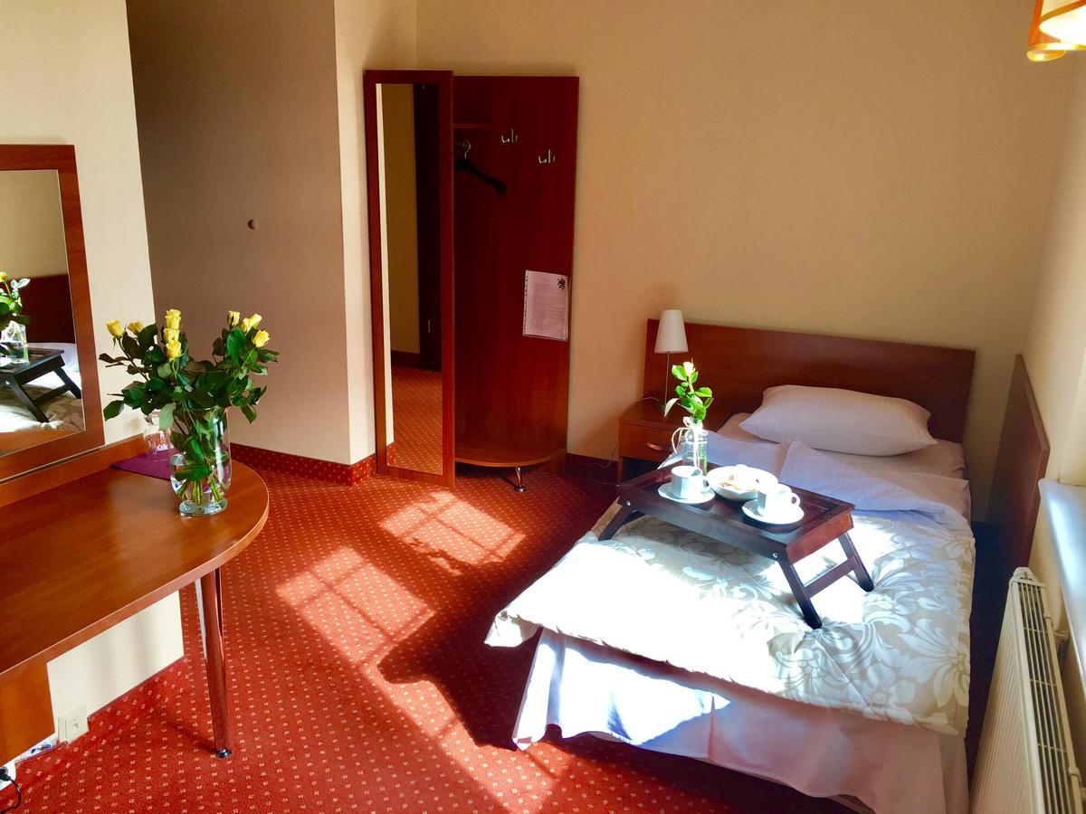 Hotel Gryf Koscierzyna Luaran gambar